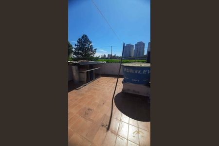 3_photo/94cf242c03.9fde2b1beaf38236-ATLAS-15033cf0-afa8-4c71-9fdf-582f9270f12c.jpg de casa à venda com 3 quartos, 250m² em Jardim Trevo, Jundiaí