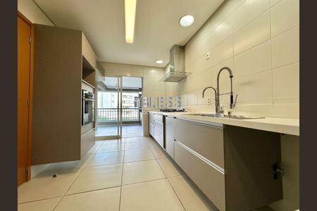 49_photo/94cf242f8b.be63aa29032be91d-ATLAS-4da4c66e-d331-4169-99c4-012864cc4def.jpg de apartamento para alugar com 4 quartos, 238m² em Jardim das Samambaias, Jundiaí