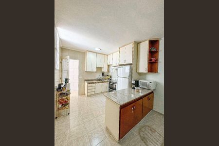 27_photo/94cf24306d.e32b511dab847c4b-ATLAS-a84ccb11-363f-4df8-b1c9-7693fa8c4e9f.jpg de casa à venda com 3 quartos, 195m² em Jardim das Samambaias, Jundiaí