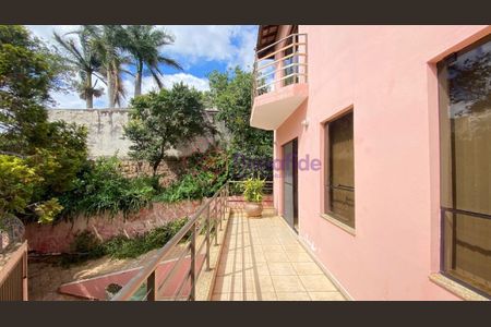 1_photo/94cf2430e5.859d3ea7f11d789b-ATLAS-2e19a266-5285-4a28-bb8c-661feeceefb7.jpg de casa à venda com 4 quartos, 404m² em Jardim das Samambaias, Jundiaí