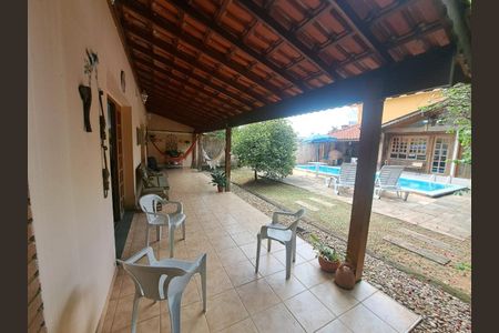 5_photo/94cf243101.a49e91fd3ceb7e6d-ATLAS-2237853e-a21f-41cc-8208-4a1b67abc648.jpg de casa à venda com 3 quartos, 303m² em Jardim das Samambaias, Jundiaí