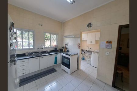 18_photo/94cf243101.a49e91fd3ceb7e6d-ATLAS-3b8b3c5f-7c94-46b3-bf83-369430c94e5a.jpg de casa à venda com 3 quartos, 303m² em Jardim das Samambaias, Jundiaí