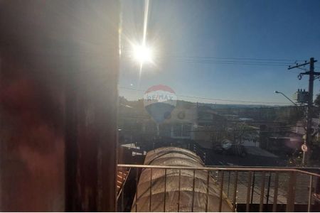 6_photo/94cf24312f.7a84f7ff2c106b4f-ATLAS-2c467623-2b25-43e6-b3c2-d4a252bbce8e.jpg de casa à venda com 3 quartos, 202m² em Jardim Quintas das Videiras, Jundiaí