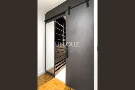 20_photo/94cf2431b1.4d21696e34f451c0-ATLAS-5a59a5b1-e746-47ba-b218-c214d33c82be.jpg de casa para alugar com 3 quartos, 420m² em Jardim das Samambaias, Jundiaí