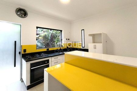 11_photo/94cf2431b1.4d21696e34f451c0-ATLAS-b66a7fcf-8842-4157-86ff-5965b444048e.jpg de casa para alugar com 3 quartos, 420m² em Jardim das Samambaias, Jundiaí
