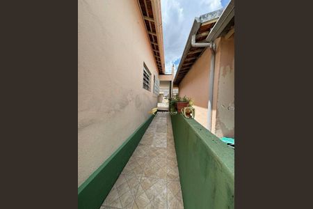 5_photo/94cf243245.6721d330cc8d7611-ATLAS-be2d3fb5-b5c2-4252-af80-8b9796d0e720.jpg de casa à venda com 3 quartos, 281m² em Jardim Samambaia, Jundiaí