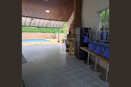 33_photo/94cf243253.8cbbc6e43ead3576-ATLAS-56507f55-e443-49ab-b4b2-a2546efbdfec.jpg de casa à venda com 4 quartos, 180m² em Jardim Samambaia, Jundiaí