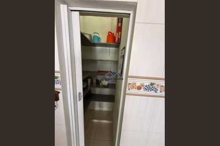 17_photo/94cf2436bb.e6f02a1e96aef2b1-ATLAS-86d232fd-9902-4b84-9085-cc7c38628340.jpg de casa à venda com 3 quartos, 152m² em Jardim Quintas das Videiras, Jundiaí