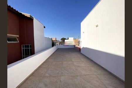 4_photo/94cf243805.f2bfaed4af7a5e8b-ATLAS-09dfa8e4-88af-40a7-97e4-5eb358952f52.jpg de casa à venda com 3 quartos, 224m² em Jardim Samambaia, Jundiaí