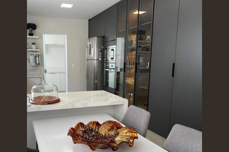 7_photo/94cf24383d.7d44486df2fbe63f-ATLAS-a588bf86-14ec-4fb2-8c3e-9e3cf642bc4b.jpg de casa à venda com 4 quartos, 342m² em Jardim Samambaia, Jundiaí