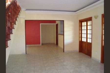 5_photo/94cf243909.8cbbc6e43ead3576-ATLAS-657ea35a-5c3f-45c2-8135-f0a0e2a2958c.jpg de casa à venda com 2 quartos, 180m² em Jardim Samambaia, Jundiaí