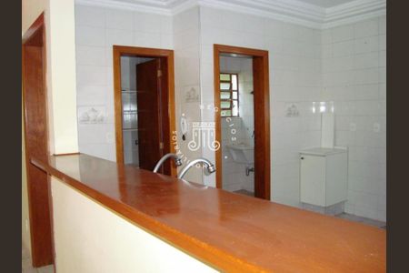 6_photo/94cf243909.8cbbc6e43ead3576-ATLAS-8cbcf568-139c-4983-8edd-cd75a9ca2fd5.jpg de casa à venda com 2 quartos, 180m² em Jardim Samambaia, Jundiaí