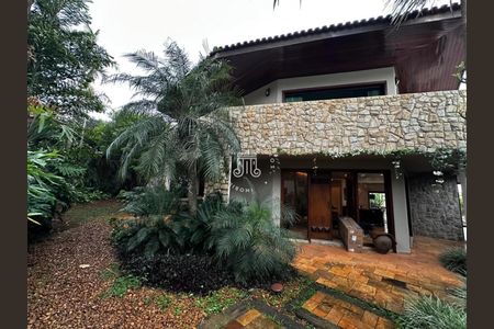 45_photo/94cf243991.3c2637ef58290670-ATLAS-bfb922bb-d3c6-46e6-8dcb-a66ba74c51d8.jpg de casa à venda com 3 quartos, 480m² em Jardim Samambaia, Jundiaí