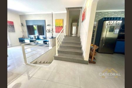 10_photo/94cf243a97.9fde2b1beaf38236-ATLAS-3ecf32a7-a62c-408a-967e-7b30d57c5233.jpg de casa de condomínio à venda com 4 quartos, 470m² em Jardim Novo Mundo, Jundiaí