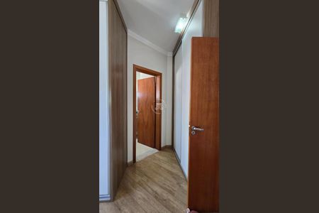 23_photo/94cf243ba1.732b7fd8aaa5f07d-ATLAS-d190a0fd-d46b-45e6-bd32-fd3b1c0cad16.jpg de casa de condomínio à venda com 5 quartos, 465m² em Jardim Europa, Jundiaí