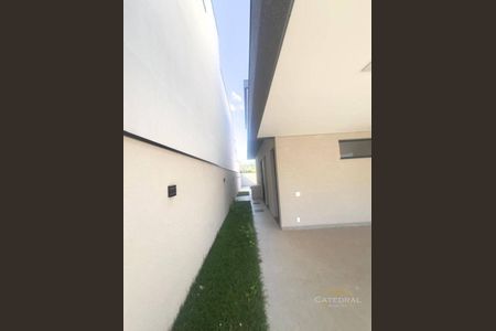 9_photo/94cf253b3b.9fde2b1beaf38236-ATLAS-773bef9f-90f3-4aa5-b41a-31fe64293bf2.jpg de casa à venda com 3 quartos, 215m² em Jardim Ermida I, Jundiaí