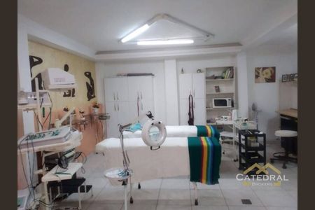 2_photo/94cf253ecd.9fde2b1beaf38236-ATLAS-384a42b2-a1d1-44da-82f4-c3def57c20cf.jpg de casa à venda com 3 quartos, 250m² em Parque Eloy Chaves, Jundiaí