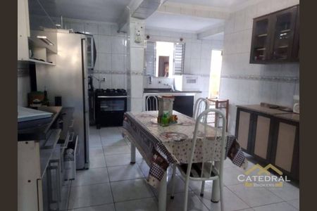 3_photo/94cf253ecd.9fde2b1beaf38236-ATLAS-7bef2334-3589-418e-b284-d61419143cc5.jpg de casa à venda com 3 quartos, 250m² em Parque Eloy Chaves, Jundiaí