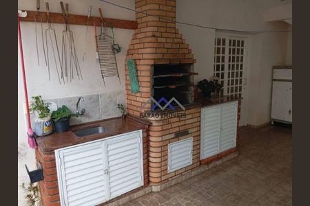 34_photo/94cf253fdd.e78a3bff2ad56a74-ATLAS-7451d01c-8aa7-49e0-aa9a-0e83996248bd.jpg de casa à venda com 4 quartos, 230m² em Parque Residencial Eloy Chaves, Jundiaí