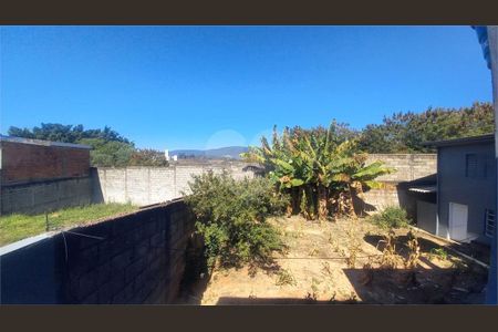 10_photo/94cf25ba45.01061cb6ad72014f-ATLAS-35f9975f-94b4-42e3-b7c1-2759736e40d2.jpg de casa à venda com 3 quartos, 190m² em Jardim Guanabara, Jundiaí