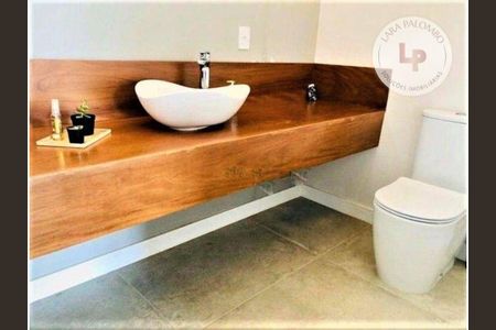 1_photo/94cf25bfc9.04c16ff0d284adb7-ATLAS-561a56d6-abbd-443a-912f-e13b72f0cc0f.jpg de casa à venda com 4 quartos, 533m² em Medeiros, Jundiaí