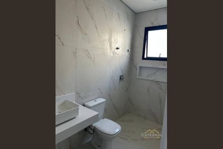 5_photo/94cf25c61b.4e1a6e6486a440d9-ATLAS-0d71b681-5527-4d52-bb17-b290b257daf5.jpg de casa à venda com 3 quartos, 242m² em Jardim Guanabara, Jundiaí