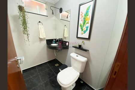 11_photo/94cf25c627.760d7ecec936a2b8-ATLAS-dc9ca2d9-1f0b-42da-9d4f-b8376d70039b.jpg de casa à venda com 4 quartos, 358m² em Vila Nova Esperia, Jundiaí