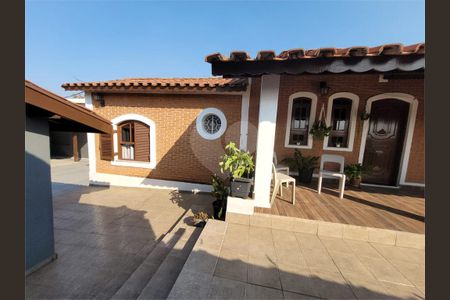 15_photo/94cf25c7b5.f14d7a494a64fc38-ATLAS-41536de1-3639-4d19-801b-b731650ae07c.jpg de casa à venda com 3 quartos, 204m² em Vila Nova Esperia, Jundiaí