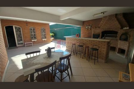 8_photo/94cf25c7d5.786c4abf0a136510-ATLAS-2c007686-746b-4e8a-b6bf-fe02140245e4.jpg de casa à venda com 3 quartos, 360m² em Vila Nova Esperia, Jundiaí