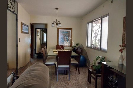 6_photo/94cf25c8bb.a64aef6598c47c00-ATLAS-28228436-53a6-4dce-bd1f-805319bc7ea4.jpg de casa à venda com 3 quartos, 212m² em Vila Nova Esperia, Jundiaí