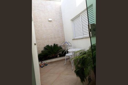 5_photo/94cf25c8e9.646fae3a1fa4a2d8-ATLAS-1ef098ce-7ba3-442e-9792-893395164ddd.jpg de casa à venda com 3 quartos, 225m² em Vila Nova Esperia, Jundiaí