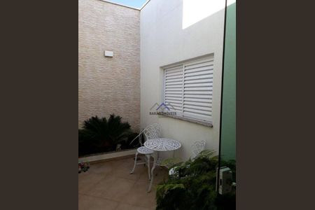 24_photo/94cf25c8e9.646fae3a1fa4a2d8-ATLAS-9c545e27-b056-436d-9fdb-c4ee20177442.jpg de casa à venda com 3 quartos, 225m² em Vila Nova Esperia, Jundiaí