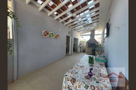 18_photo/94cf25c8f5.e78a3bff2ad56a74-ATLAS-71ea867c-0d2b-4ce9-b6ea-a9c2e530b610.jpg de casa à venda com 2 quartos, 270m² em Vila Nova Esperia, Jundiaí