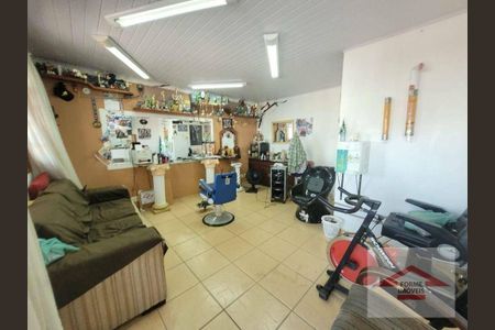 23_photo/94cf25c8f5.e78a3bff2ad56a74-ATLAS-e7d6a463-3652-4d0f-be20-04c99c610e3d.jpg de casa à venda com 2 quartos, 270m² em Vila Nova Esperia, Jundiaí