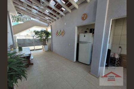 20_photo/94cf25c8f5.e78a3bff2ad56a74-ATLAS-ec2fea8b-fd54-490f-a9f4-477ce7c6ac78.jpg de casa à venda com 2 quartos, 270m² em Vila Nova Esperia, Jundiaí