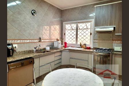 7_photo/94cf25cb17.dd36eae811456584-ATLAS-331079b1-4e2d-4b5e-b7d2-34eead16b2a3.jpg de casa à venda com 3 quartos, 205m² em Horto Santo Antonio, Jundiaí