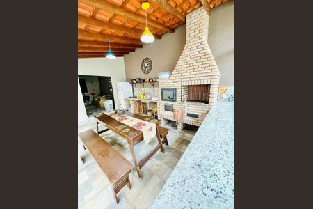 2_photo/94cf25cb51.1168d7f35de77434-ATLAS-1fb55250-f7e0-4080-93a8-94dc4dcbbcb2.jpg de casa à venda com 2 quartos, 275m² em Horto Santo Antonio, Jundiaí