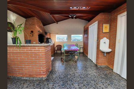 18_photo/94cf25cb51.1168d7f35de77434-ATLAS-e9d19b5e-20b9-41b1-bd06-f8a677a1d8d1.jpg de casa à venda com 3 quartos, 205m² em Horto Santo Antonio, Jundiaí