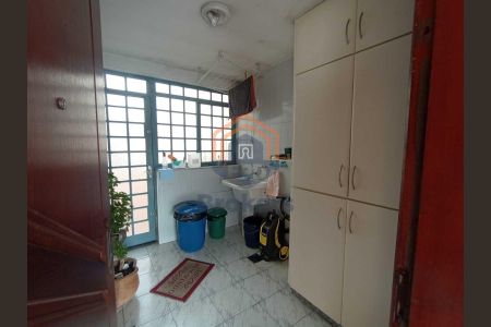 5_photo/94cf25cd89.93b8fa184532727f-ATLAS-1425e676-1e5f-4f45-b20a-889f2b89ffdf.jpg de casa à venda com 4 quartos, 250m² em Jardim Planalto, Jundiaí