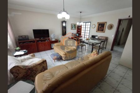 23_photo/94cf25cd89.93b8fa184532727f-ATLAS-b984020e-83be-4350-a2d5-a2ba150ccf47.jpg de casa à venda com 4 quartos, 250m² em Jardim Planalto, Jundiaí