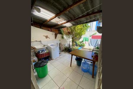 4_photo/94cf25d05b.0dba02f6e03a3679-ATLAS-efdc9f3e-a7ee-4b7b-a8e8-7696da53ef33.jpg de casa à venda com 3 quartos, 114m² em Vila das Hortencias, Jundiaí