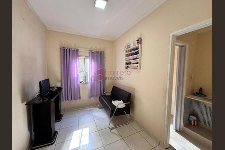 7_photo/94cf25d28d.98319c766f537efd-ATLAS-1cbd07a6-a72f-43d8-a2be-da3aebf9093e.jpg de casa à venda com 4 quartos, 115m² em Vila Alvorada, Jundiaí