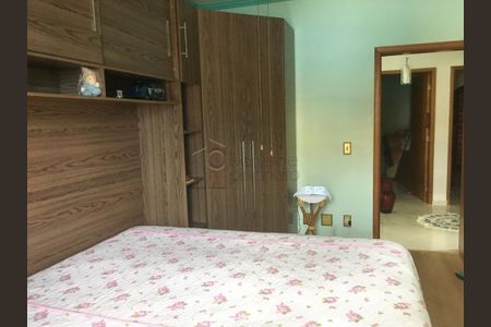 5_photo/94cf25d8c3.131c711fc740dfc3-ATLAS-c74eb11a-a38f-4bd3-8b9b-ce0abb6be3d1.jpg de casa à venda com 4 quartos, 234m² em Cidade Luíza, Jundiaí