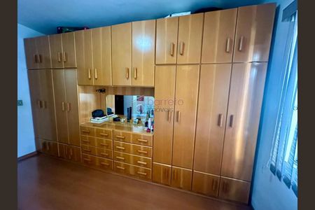 10_photo/94cf25ec59.c48b7c1e58d559fc-ATLAS-526ef220-62e2-45bf-b7ee-34f19f93b228.jpg de casa à venda com 3 quartos, 140m² em Jardim Torres Sao Jose, Jundiaí