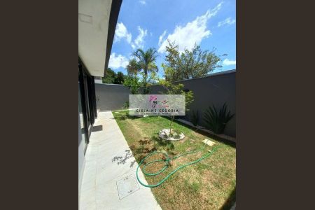 1_photo/94cf25fa09.e14f3bbd7dc59115-ATLAS-13bc559b-cda4-4945-8a88-0aa12bed9a6f.jpg de casa à venda com 3 quartos, 335m² em Loteamento Portal do Paraiso, Jundiaí