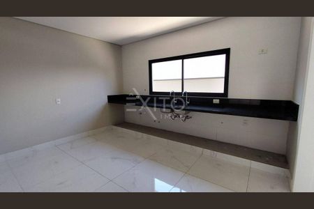 59_photo/94cf25fb6d.c27bb358fc36071b-ATLAS-ebfab882-d9a0-40b3-bf7e-c9c8779f61af.jpg de casa para alugar com 4 quartos, 370m² em Loteamento Portal do Paraiso, Jundiaí