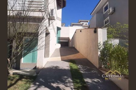 4_photo/94cf25fc69.9fde2b1beaf38236-ATLAS-5d9cac29-5d42-4a18-976d-aafdb9561a36.jpg de casa à venda com 3 quartos, 439m² em Loteamento Portal do Paraiso, Jundiaí