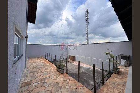5_photo/94cf260ab7.d70948cd37f6cfc6-ATLAS-1b529d99-b51d-480f-8d19-b494aae07e78.jpg de casa à venda com 4 quartos, 382m² em Jardim Florestal, Jundiaí