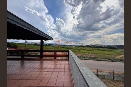 4_photo/94cf260ab7.d70948cd37f6cfc6-ATLAS-cbbb40de-6bb2-483b-9c08-befa6d124470.jpg de casa à venda com 4 quartos, 382m² em Jardim Florestal, Jundiaí