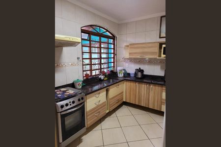 8_photo/94cf264927.63207a154326cb02-ATLAS-c7aac734-7272-45ea-a1b5-ecd57da1295d.jpg de casa à venda com 4 quartos, 223m² em Vale Azul, Jundiaí
